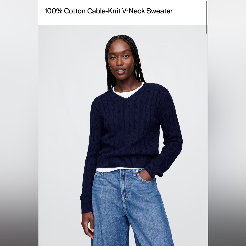 Gap- 100% Cotton Cable-Knit V-Neck Sweater